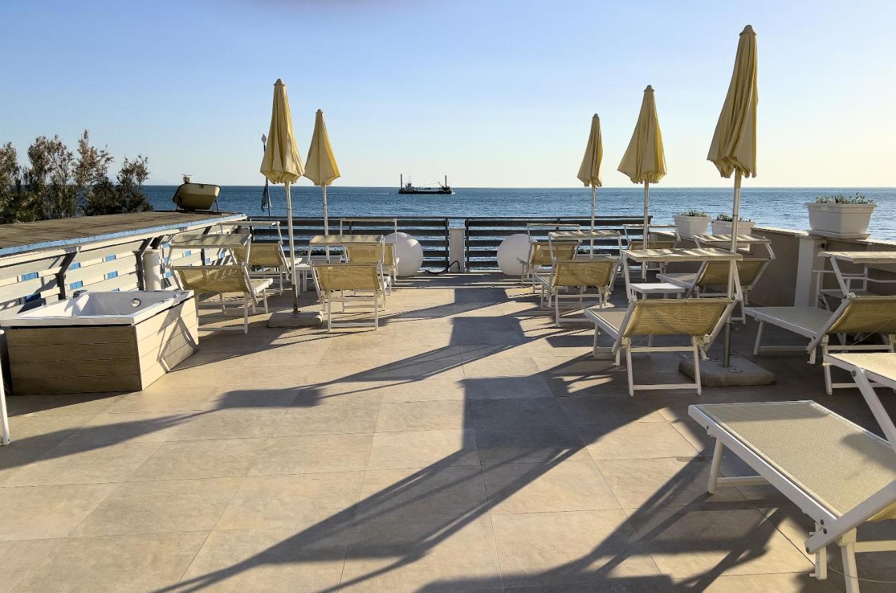 Hotel Cecina 3*